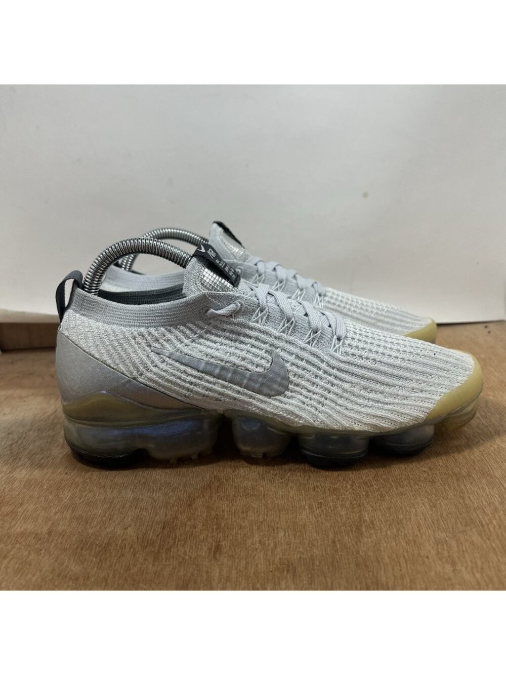 Nike Air Vapormax Flyknit 3 Women's Size 9 Running Shoes White Metallic Silver